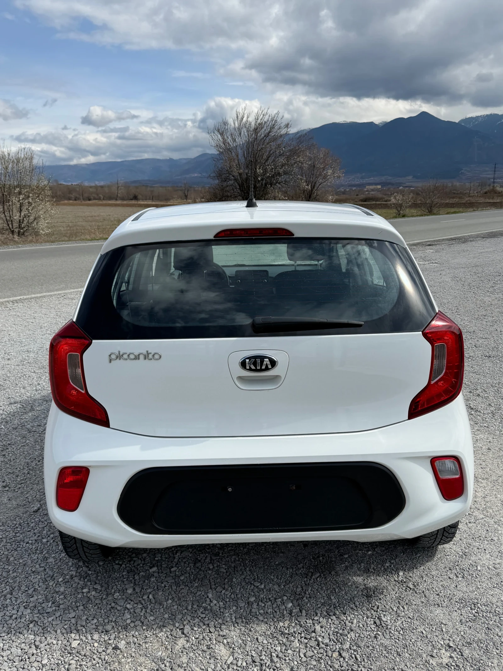 Kia Picanto 1.0i EURO 6 SERVICE BOOK TUV COC, снимка 7 - Автомобили и джипове - 53940887
