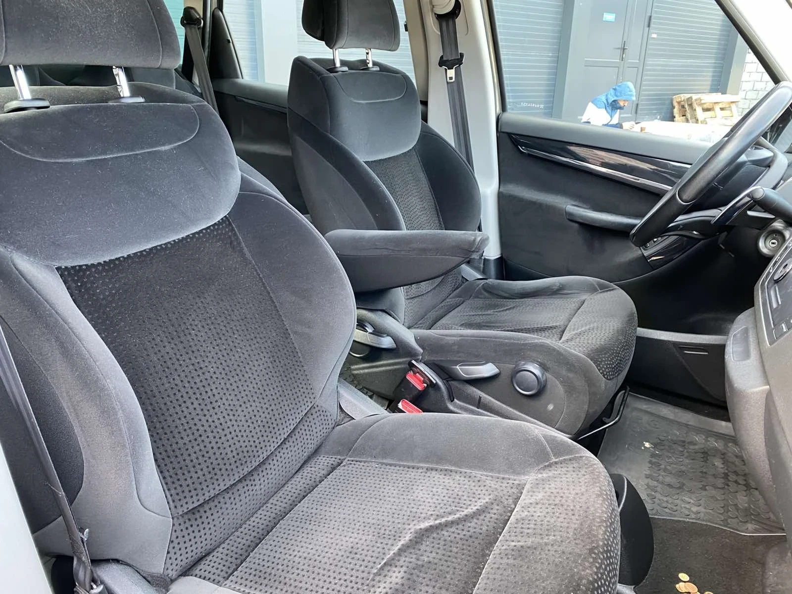 Citroen C4 Picasso, снимка 12 - Автомобили и джипове - 53995099