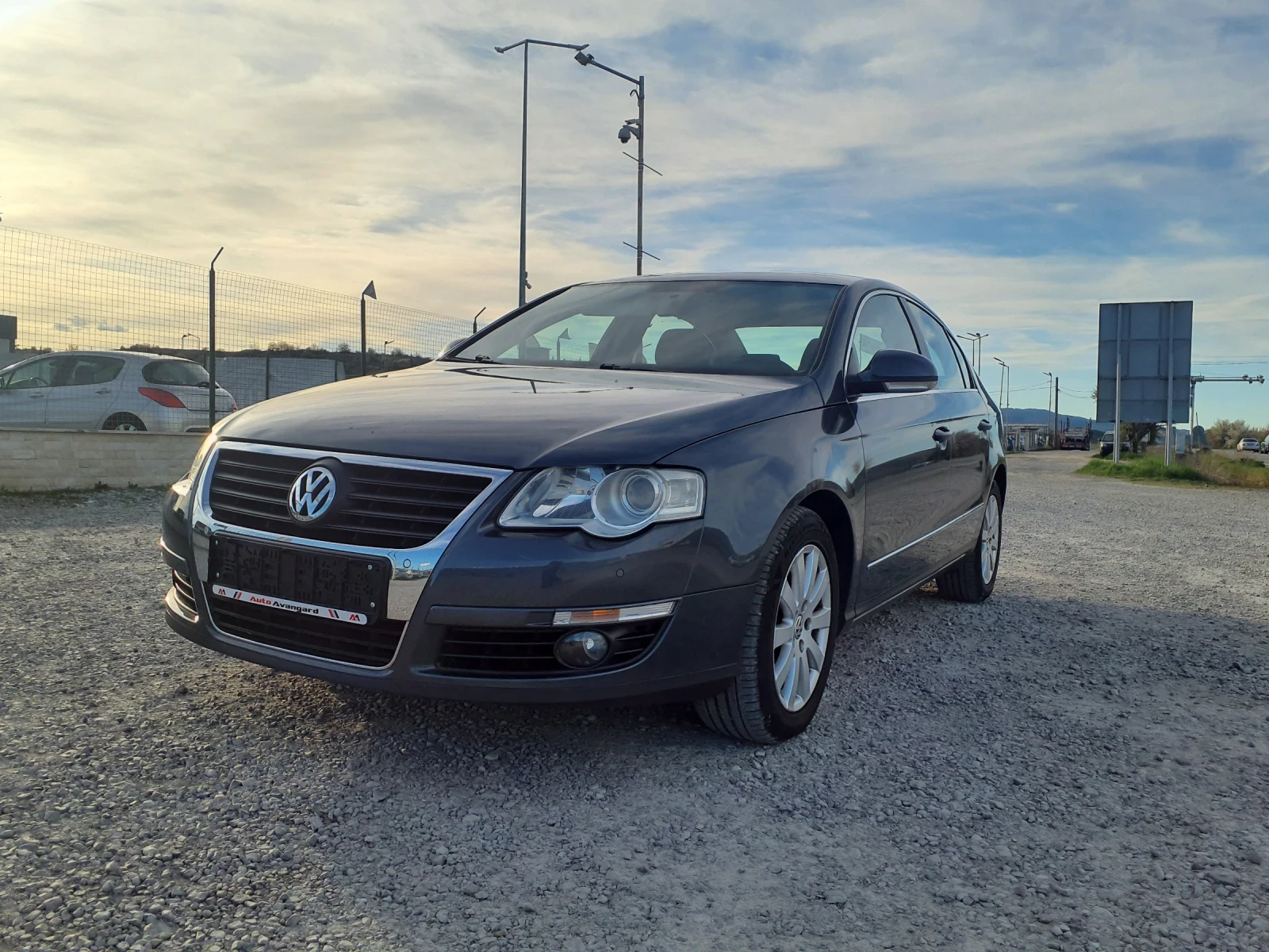 VW Passat 2.0TDI-140 к.с, снимка 2 - Автомобили и джипове - 54121767