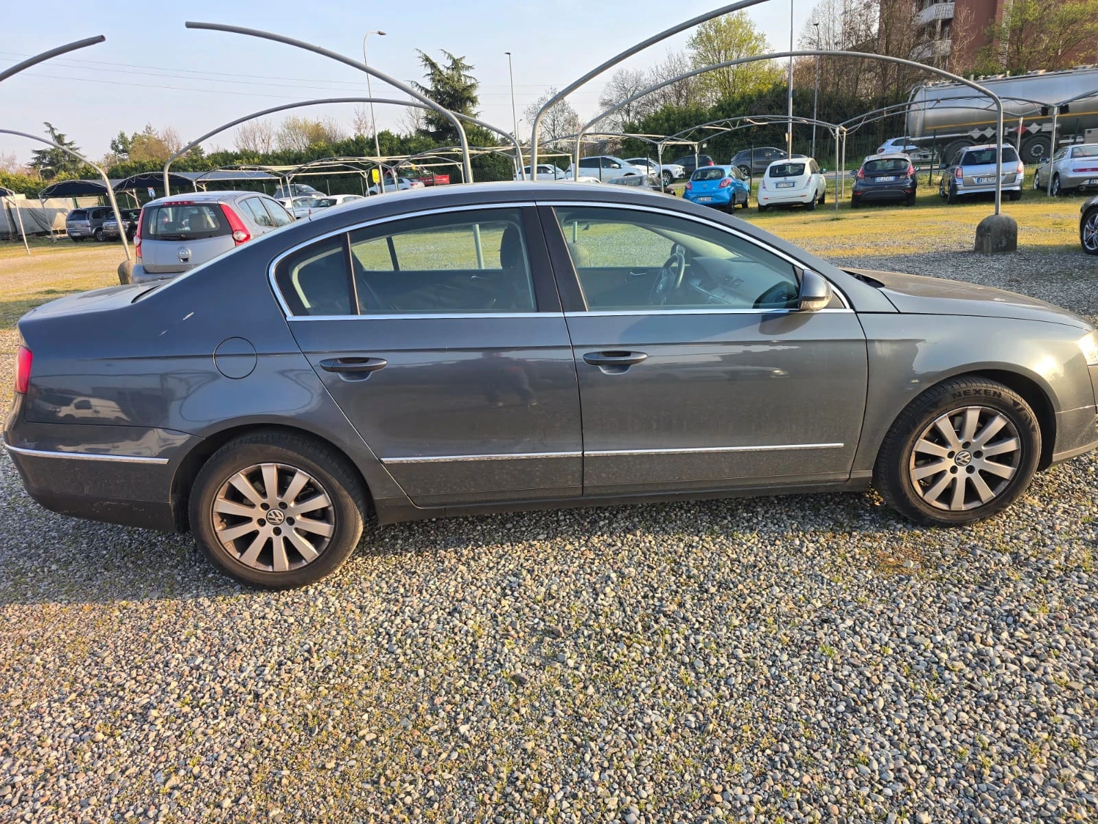 VW Passat 2.0TDI-140 к.с, снимка 11 - Автомобили и джипове - 54121767