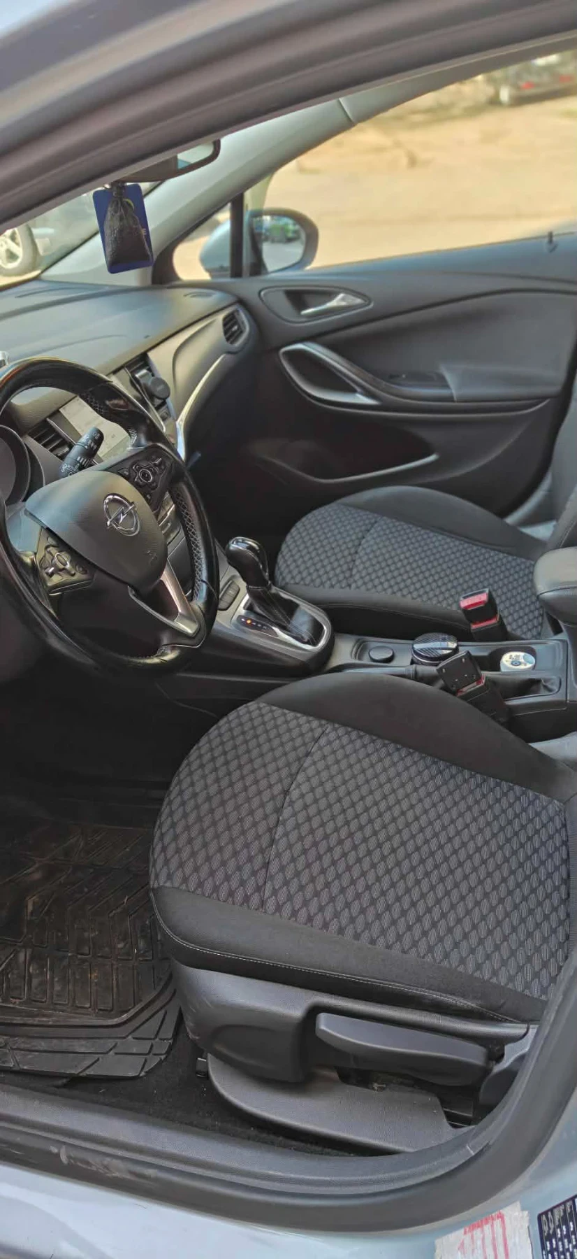 Opel Astra, снимка 8 - Автомобили и джипове - 54171629