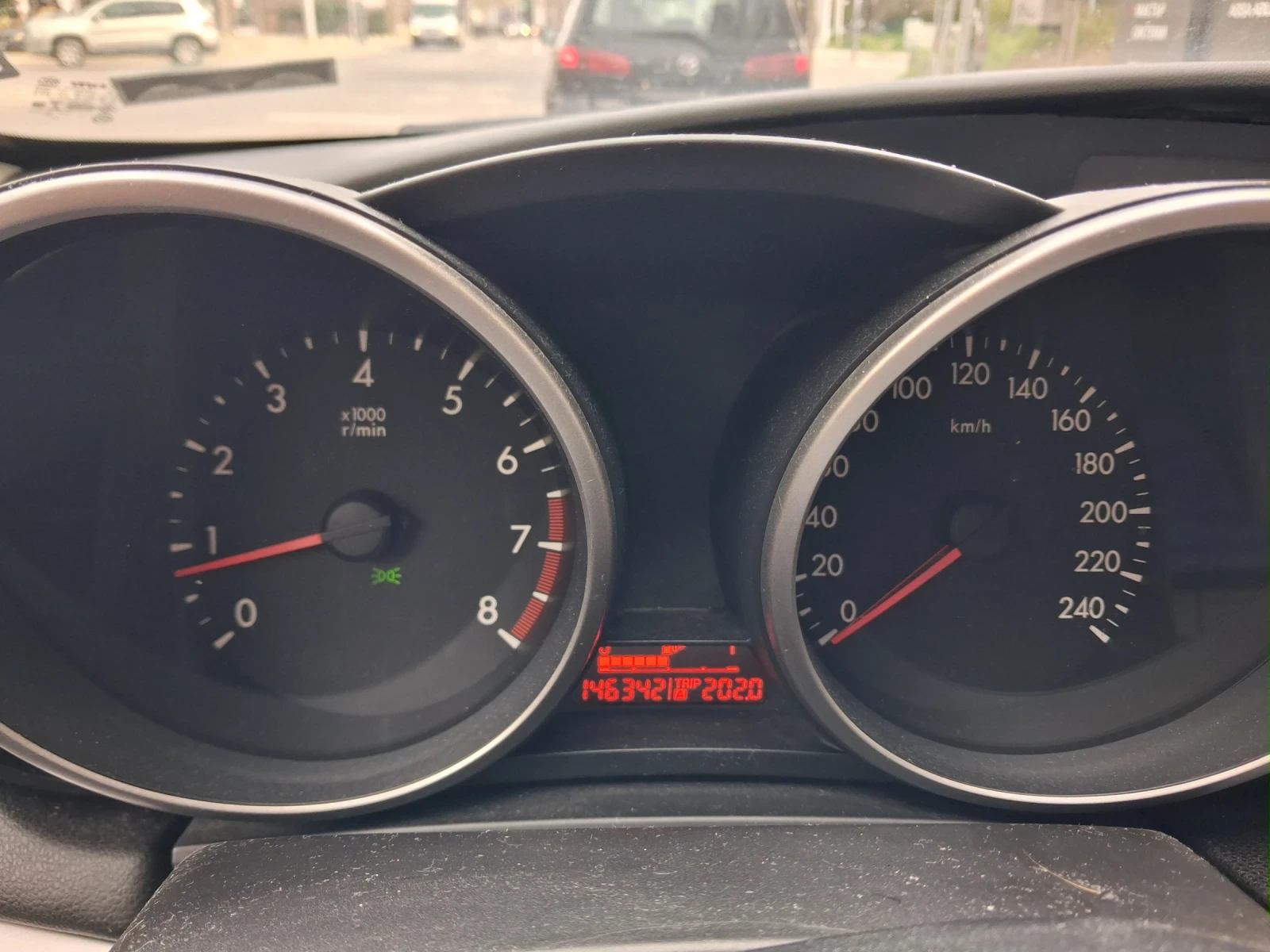 Mazda 3, снимка 8 - Автомобили и джипове - 54178320