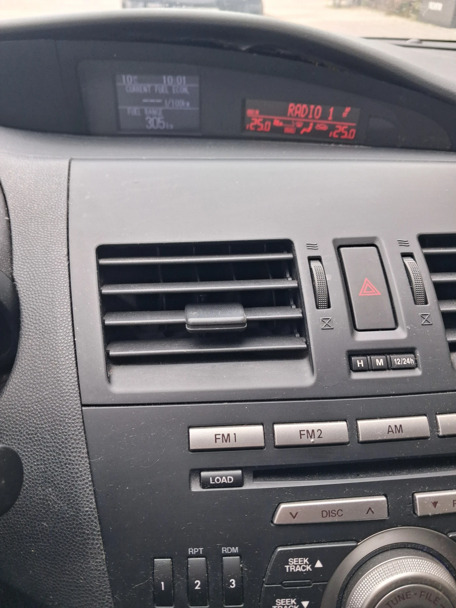 Mazda 3, снимка 10 - Автомобили и джипове - 54178320