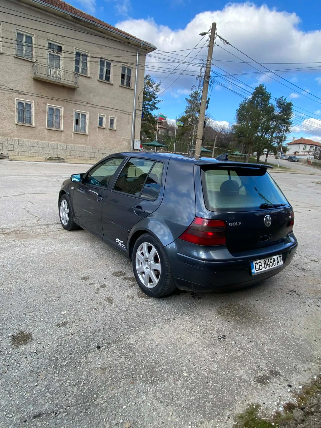 VW Golf