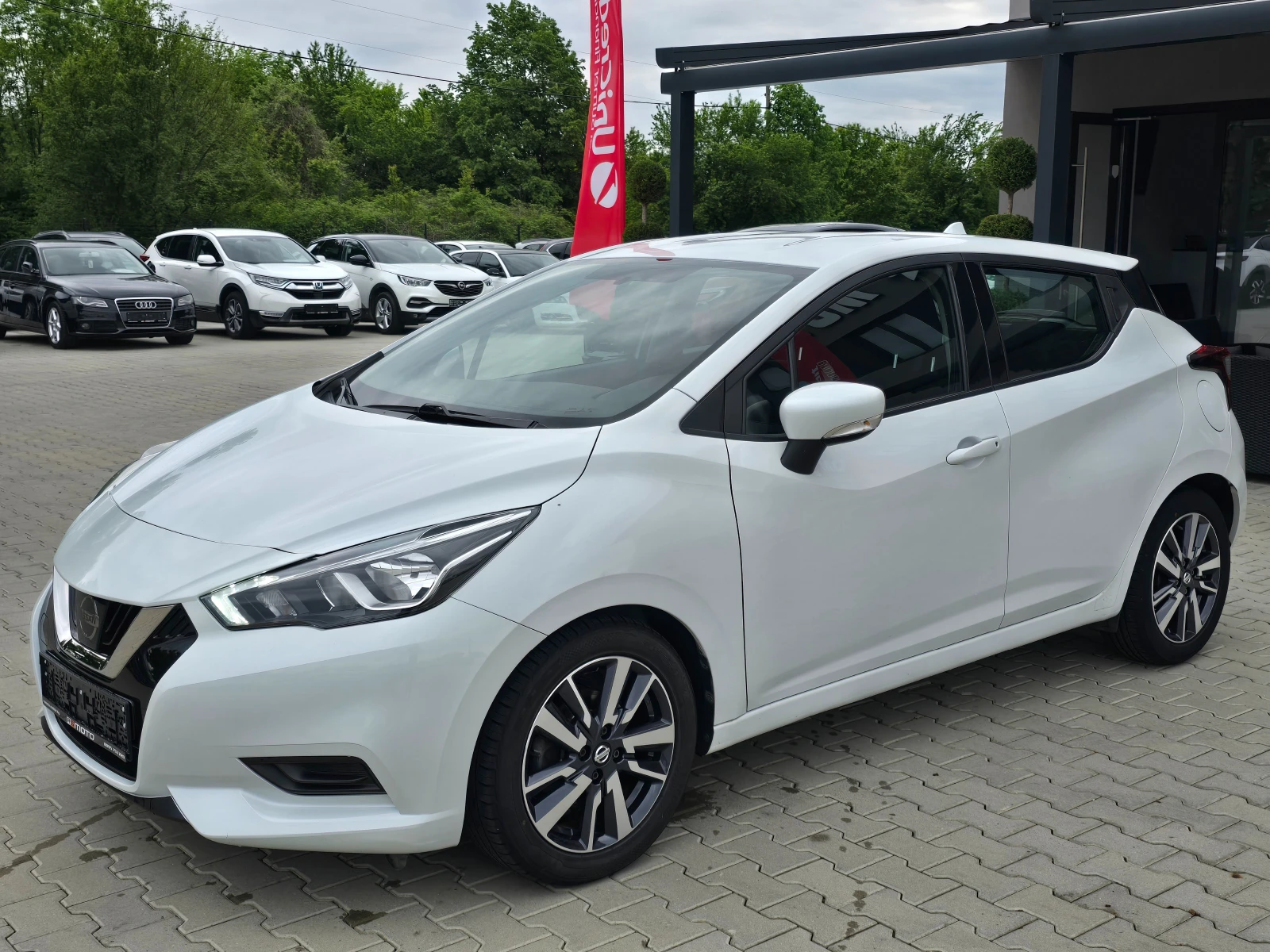 Nissan Micra 1.5DCI, Камера, Нави, Дистроник, Лайн-Асист!, снимка 4 - Автомобили и джипове - 54509133