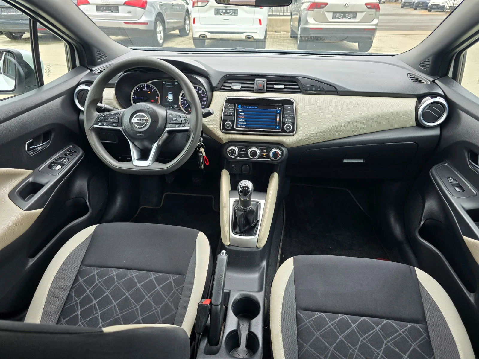 Nissan Micra 1.5DCI, Камера, Нави, Дистроник, Лайн-Асист!, снимка 8 - Автомобили и джипове - 54509133