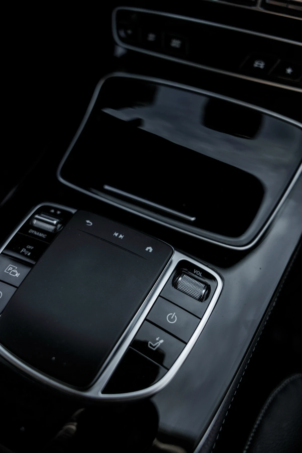 Mercedes-Benz E 220 Лизинг.Силвър Стар. Реални 55 хил км. Обслуженa, снимка 9 - Автомобили и джипове - 55877250