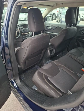 Jeep Cherokee 2.0 MULTIJET 4x4 - 9700 € / 18971.55 лв. - 75100824 10