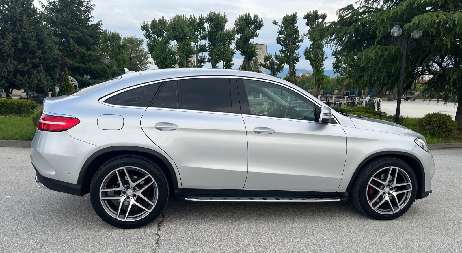 Mercedes-Benz GLC 350 AMG/COUPE/4MATIC - изображение 9