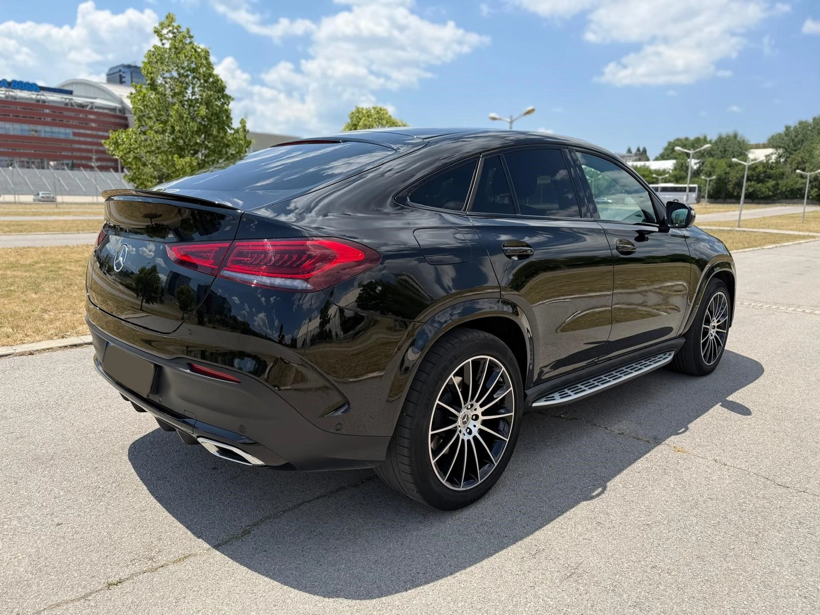 Mercedes-Benz GLE 350 d Coupe 4MATIC AMG Line - изображение 6