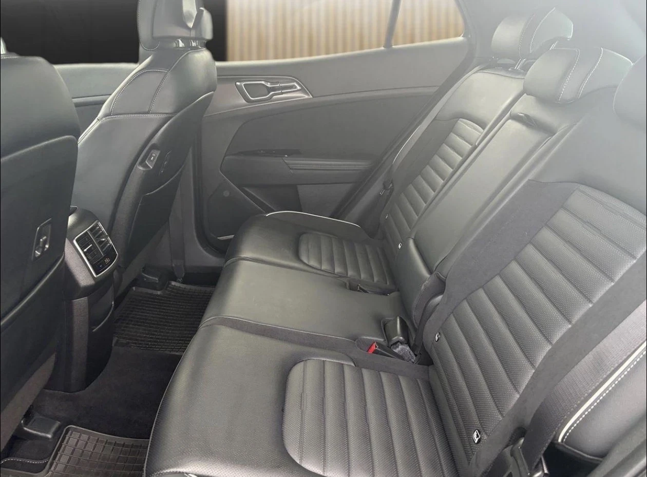 Kia Sportage 1.6 TGDI GT-Line Mild-Hybrid-pano-3D camera - изображение 8