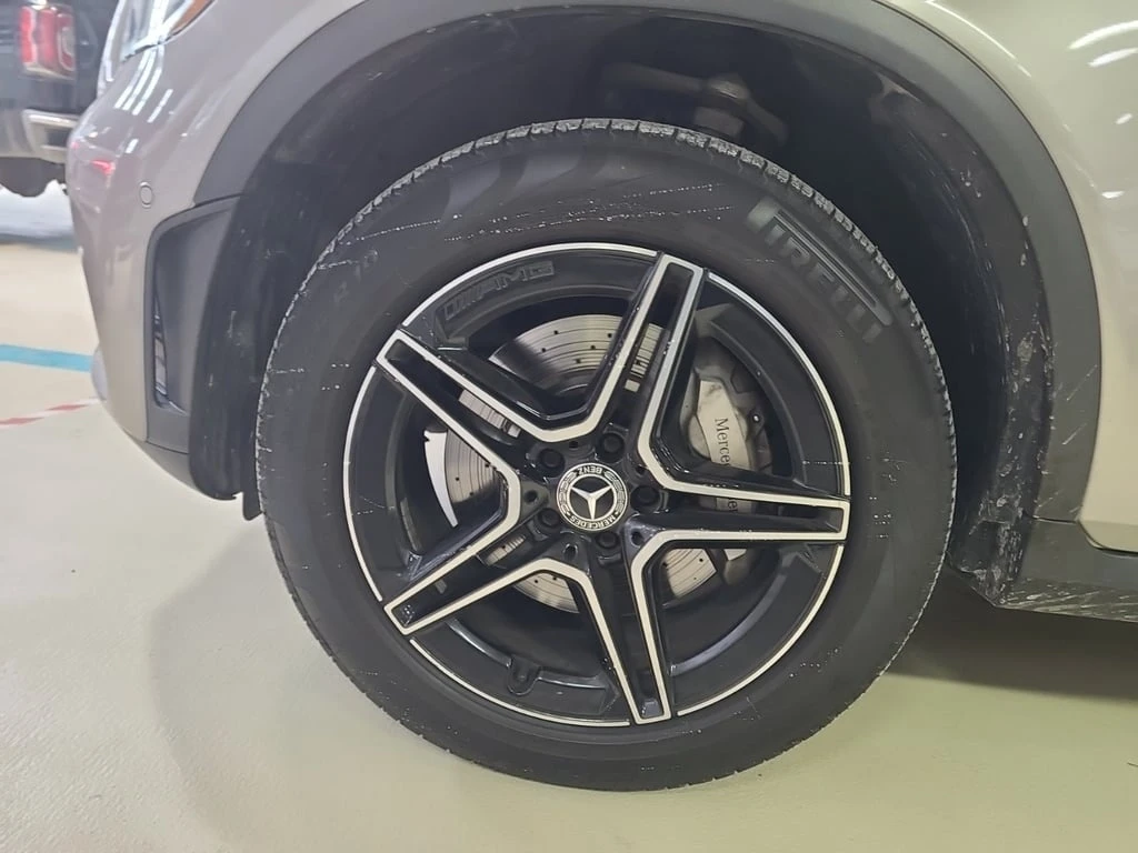 Mercedes-Benz GLC 300 * CARFAX *  - изображение 6