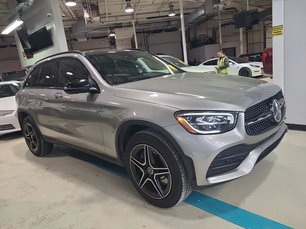 Mercedes-Benz GLC 300 * CARFAX *  - изображение 2