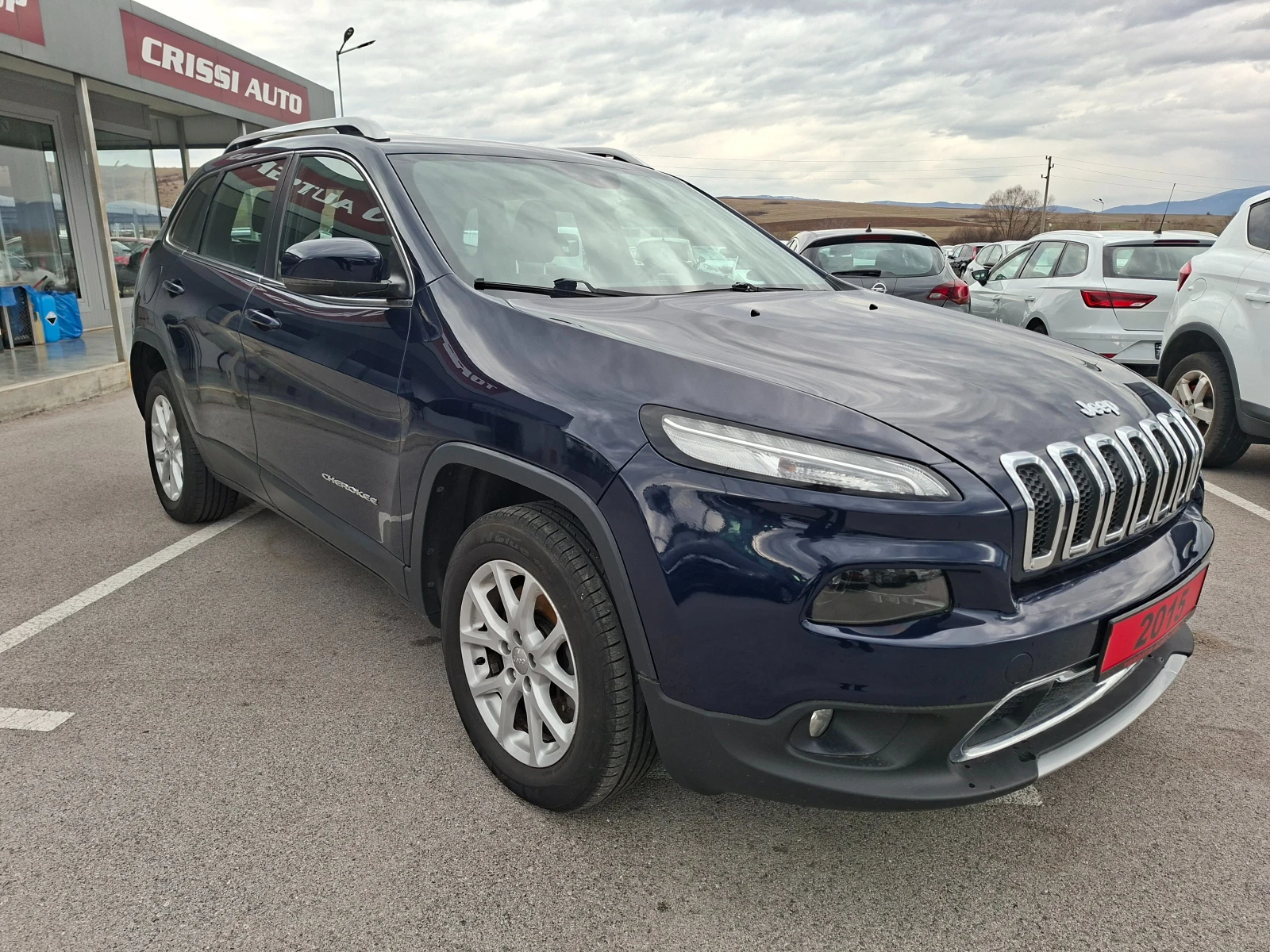 Jeep Cherokee 2.0 MULTIJET 4x4, снимка 8 - Автомобили и джипове - 53935367