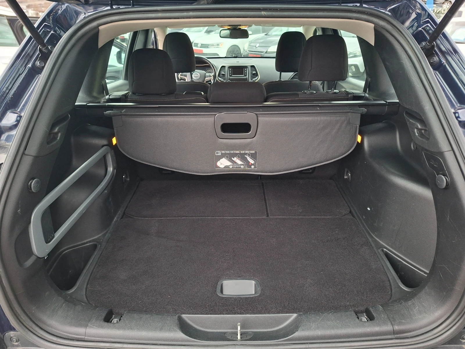 Jeep Cherokee 2.0 MULTIJET 4x4, снимка 11 - Автомобили и джипове - 53935367