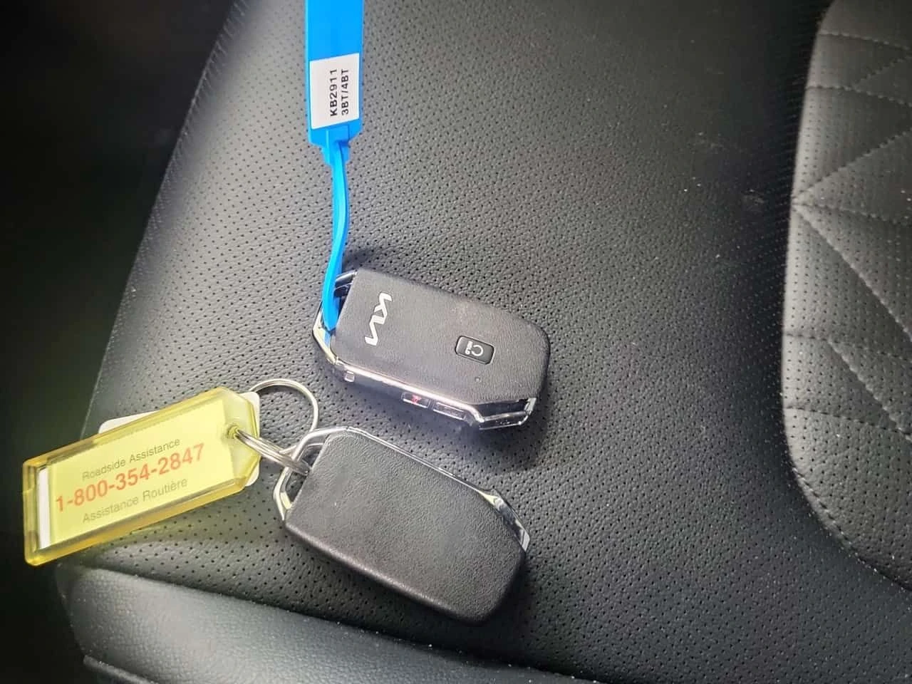 Kia Sportage X LINE| LANE ASSIST| 2 КЛЮЧА| CARFAX , снимка 17 - Автомобили и джипове - 54111754