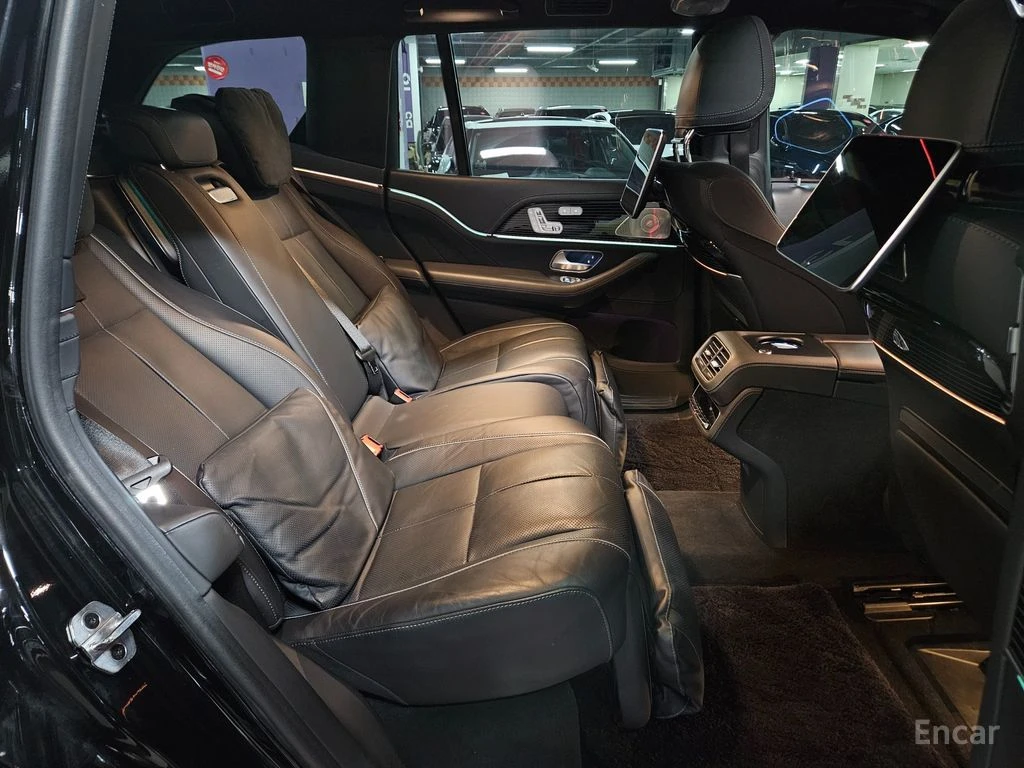 Mercedes-Benz GLS 600 MAYBACH* 4MATIC* Maybach/Burm/HuD/RSE/MultiBe, снимка 3 - Автомобили и джипове - 54388059