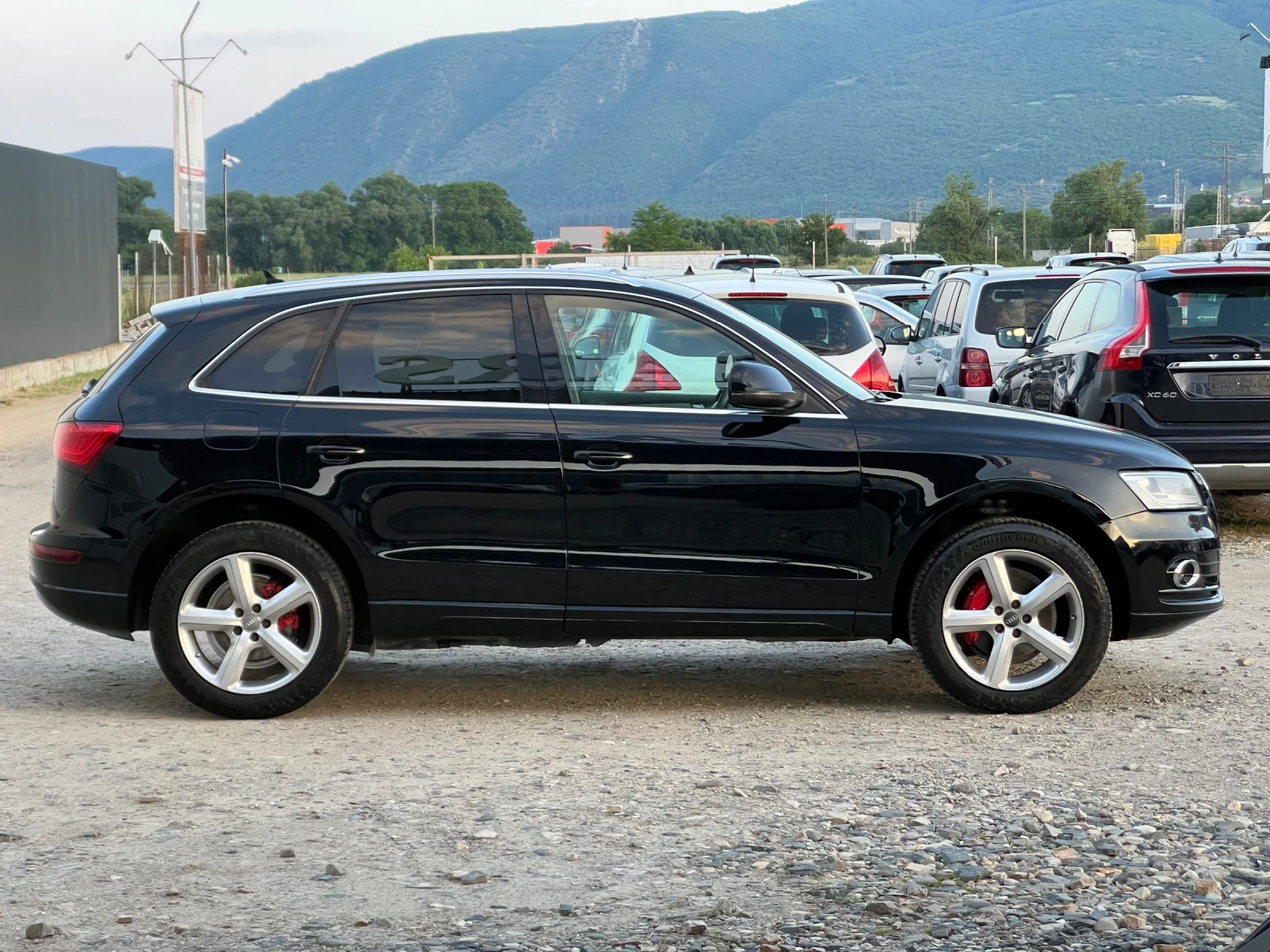 Audi Q5 2.0TDI-177к.с./Facelift/Quattro/Панорама/Автоматик, снимка 4 - Автомобили и джипове - 54803081