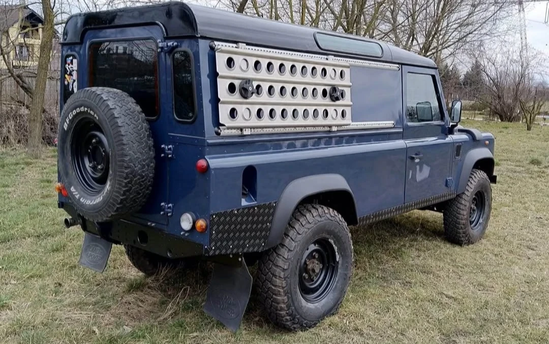 Land Rover Defender 2.4TDCI, снимка 3 - Автомобили и джипове - 54952984