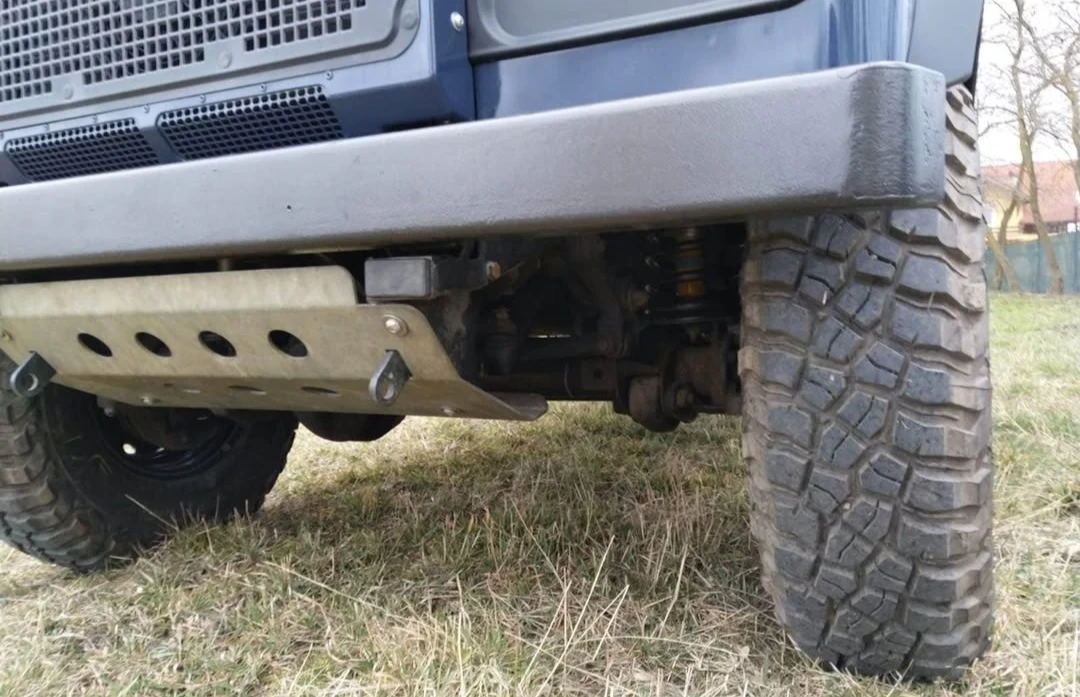 Land Rover Defender 2.4TDCI, снимка 5 - Автомобили и джипове - 54952984