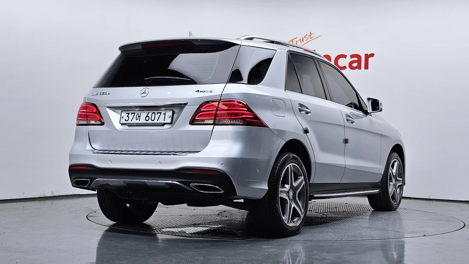 Mercedes-Benz GLE 350 ЕЛ. БАГАЖНИК* BLIND SPOT* ЛЮК* КРАЙНА ЦЕНА, снимка 2 - Автомобили и джипове - 55435206