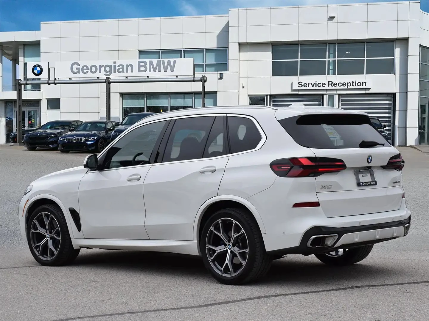 BMW X5 xDrive40i Premium M Sport ЦЕНА ДО БГ АВТОКРЕДИТ, снимка 5 - Автомобили и джипове - 55435614
