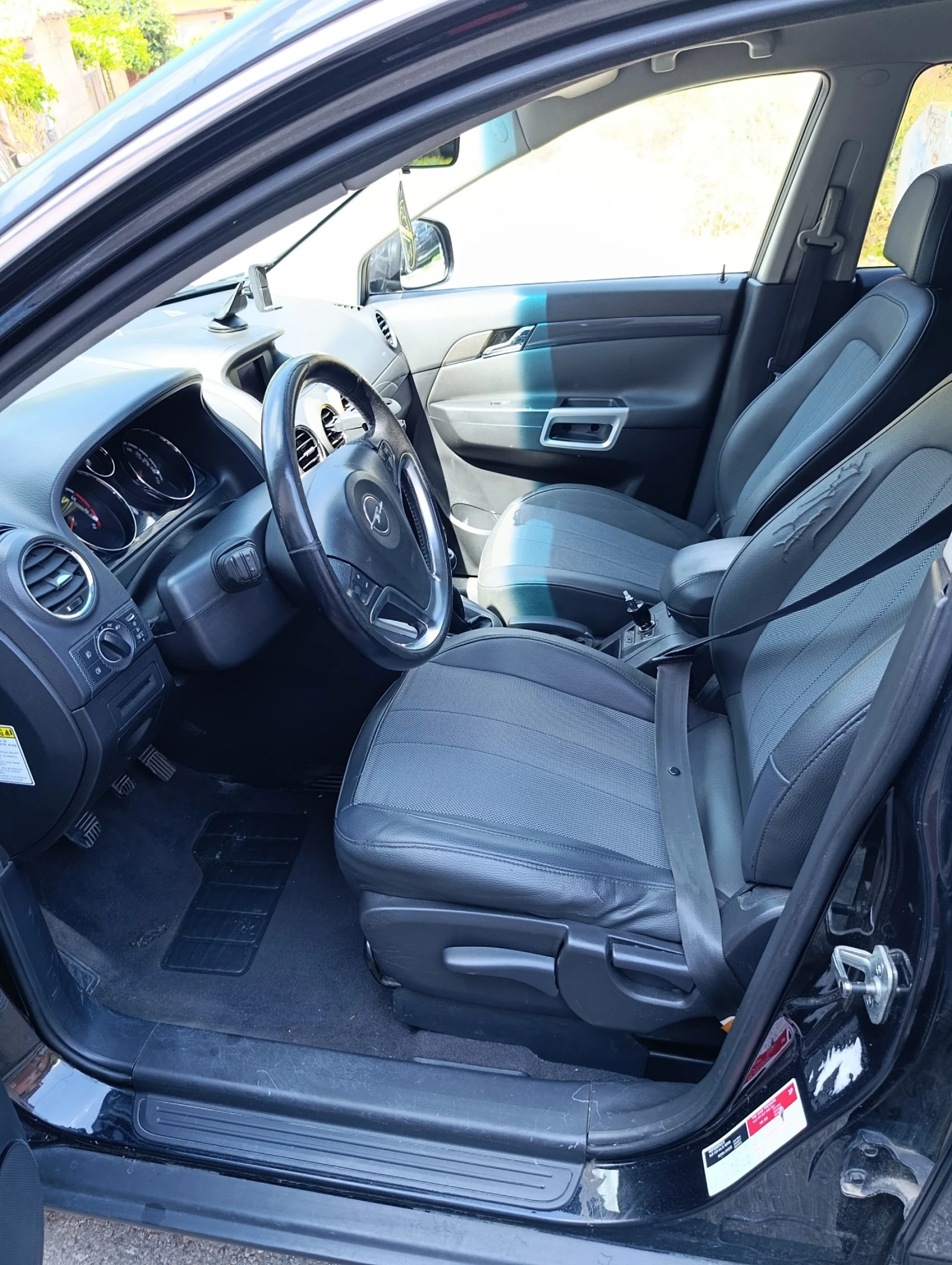 Opel Antara 2.4 LPG, снимка 8 - Автомобили и джипове - 55642687