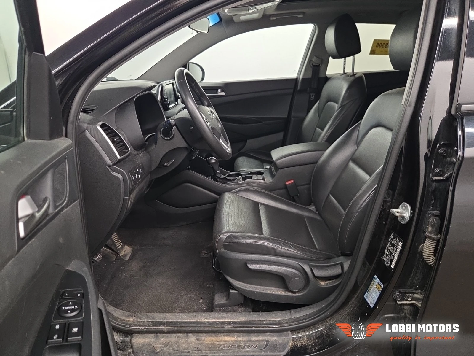 Hyundai Tucson, снимка 5 - Автомобили и джипове - 56018323