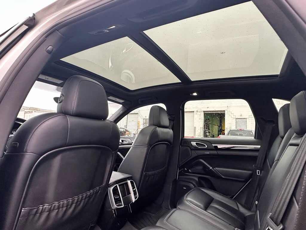 Porsche Cayenne S* PDK* BOSE* ОБДУХВАНЕ* ПАНОРАМА* , снимка 13 - Автомобили и джипове - 56211726
