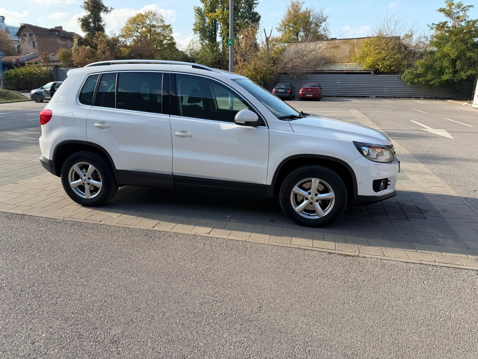 VW Tiguan 2.0 TSI, 4Motion, Facelift 2013 г., снимка 6 - Автомобили и джипове - 56645862