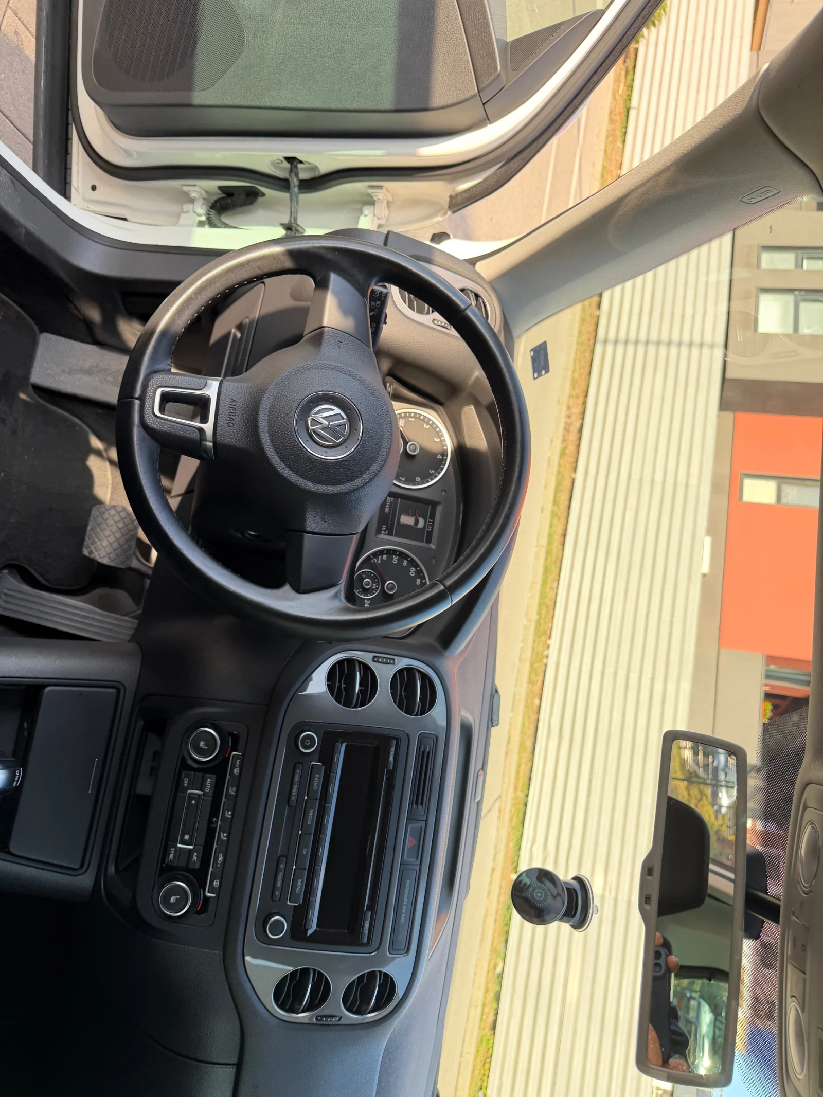 VW Tiguan 2.0 TSI, 4Motion, Facelift 2013 г., снимка 11 - Автомобили и джипове - 56645862