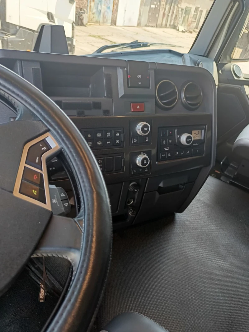 Renault T 480, снимка 4 - Камиони - 52303856