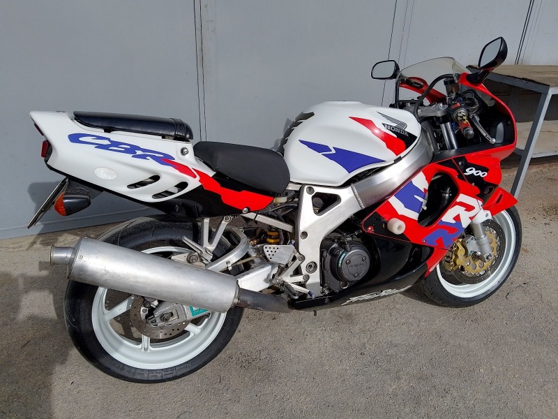 Honda Cbr 900RR, снимка 9 - Мотоциклети и мототехника - 44491808