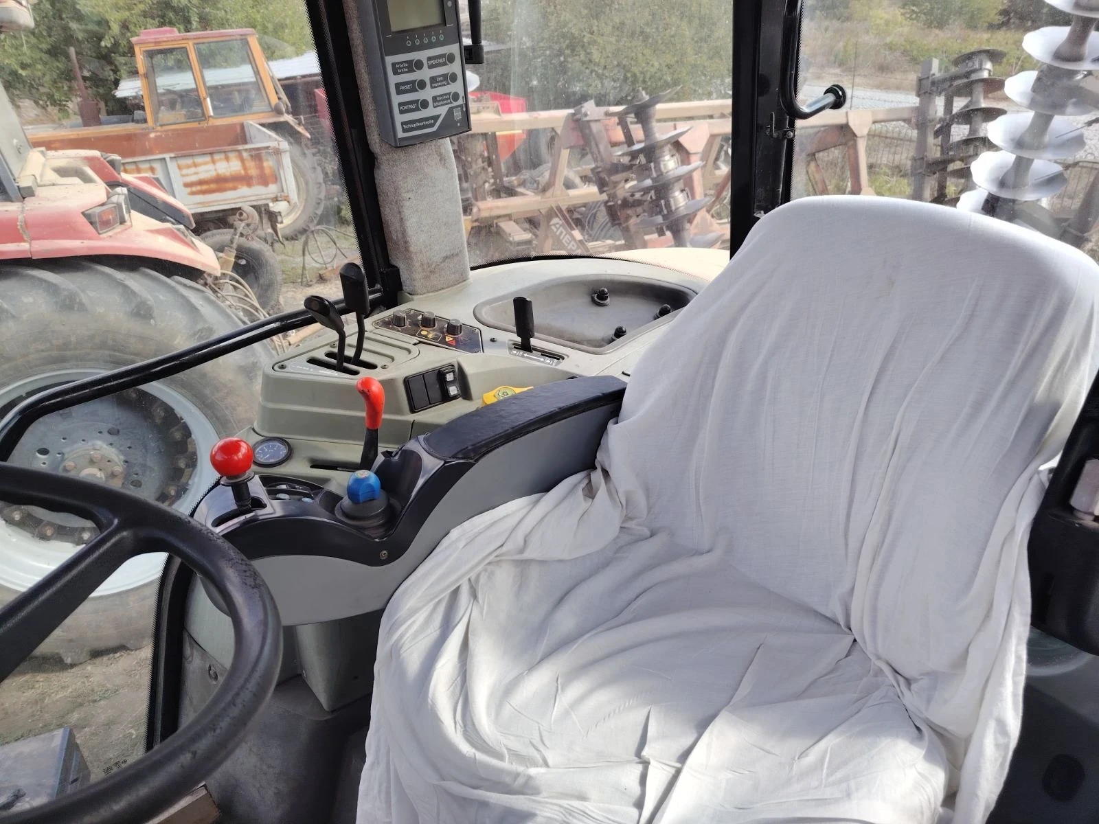 Трактор Massey 8280 xtra - изображение 6