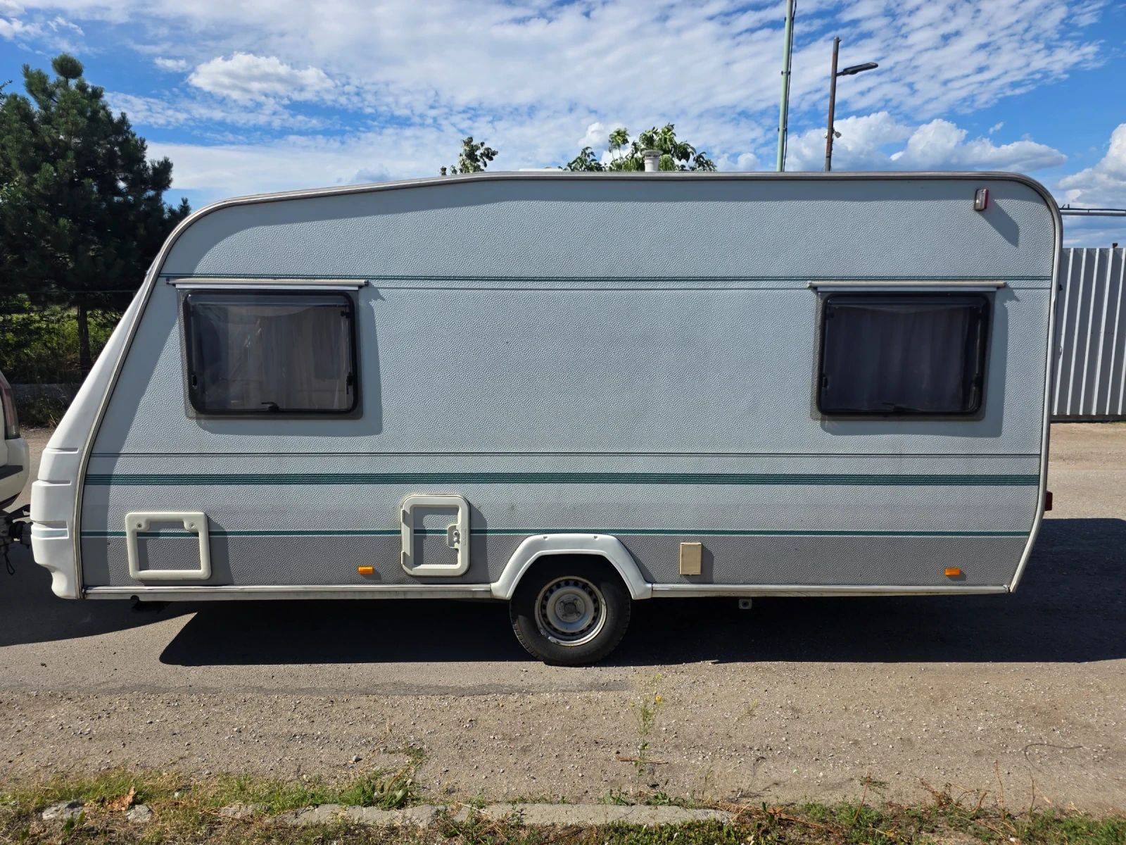 Каравана ABI SPRITE 450 WC, снимка 6 - Каравани и кемпери - 55021067