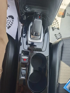 Peugeot 2008 1.5/130kc Allure, снимка 14