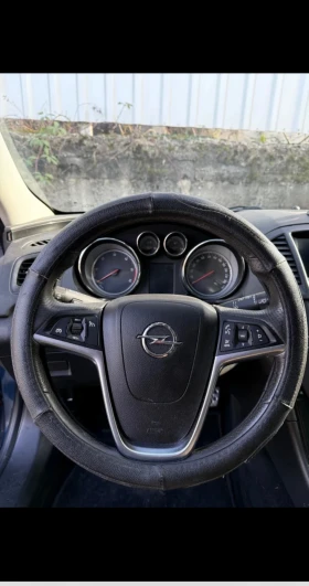 Opel Insignia Sports tourer, снимка 11