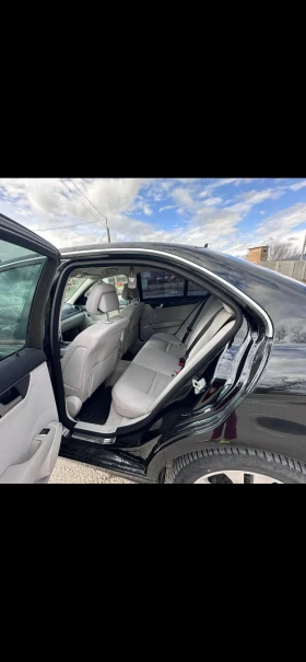 Mercedes-Benz C 220, снимка 10