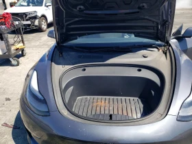 Tesla Model 3, снимка 11
