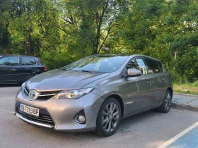Toyota Auris, снимка 1