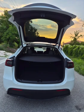 Tesla Model Y 12.23г/Performance/Long Range/Dual Motor , снимка 6
