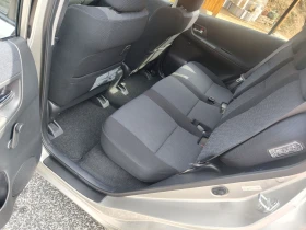 Toyota Corolla verso 2.0D4D, снимка 8