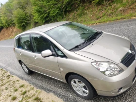 Toyota Corolla verso 2.0D4D, снимка 2