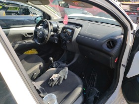 Toyota Aygo 1.0, снимка 6 - Автомобили и джипове - 41807169