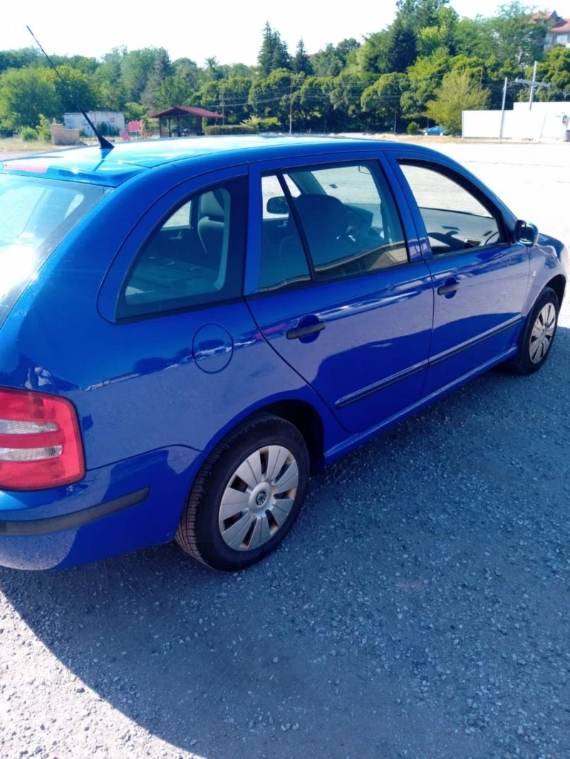 Skoda Fabia, снимка 3 - Автомобили и джипове - 47014043