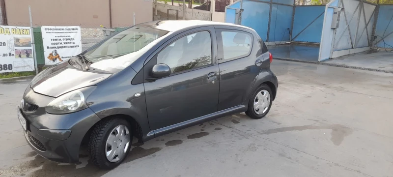 Toyota Aygo, снимка 16 - Автомобили и джипове - 47685024