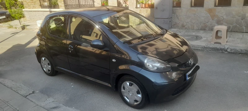 Toyota Aygo, снимка 1 - Автомобили и джипове - 47000149