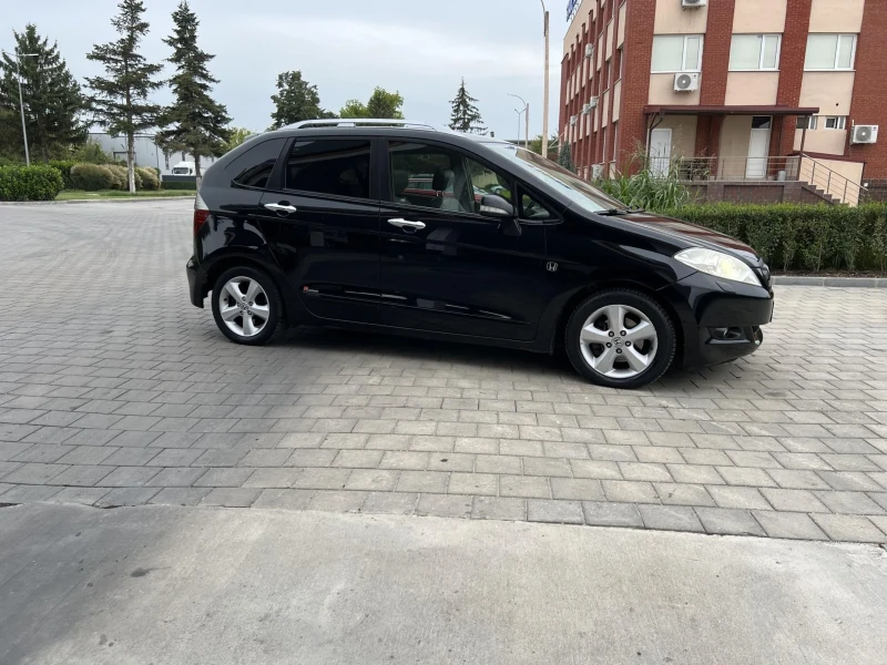 Honda Fr-v, снимка 7 - Автомобили и джипове - 47291777