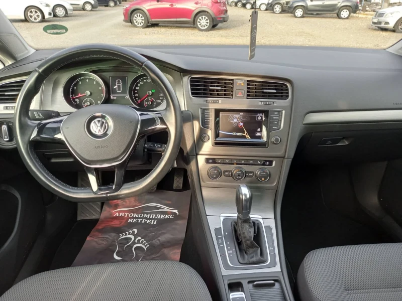 VW Golf 1.2tsi 105ps, снимка 15 - Автомобили и джипове - 47299697