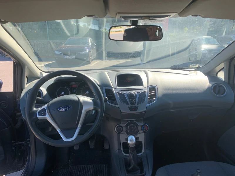 Ford Fiesta, снимка 10 - Автомобили и джипове - 47456359